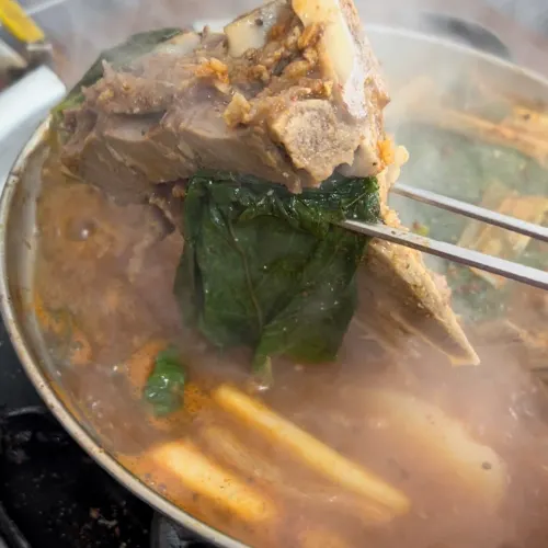 韓国/ソウル【松坡】超ローカル!絶品カムジャタンのお店🤎