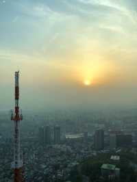 首爾塔 ｜ 連洗手間都有「大落地玻璃」比你欣賞風景