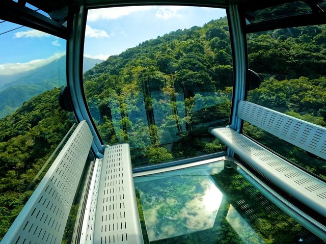 昂坪 360 全新 全景纜車 Crystal+ 耀目登場