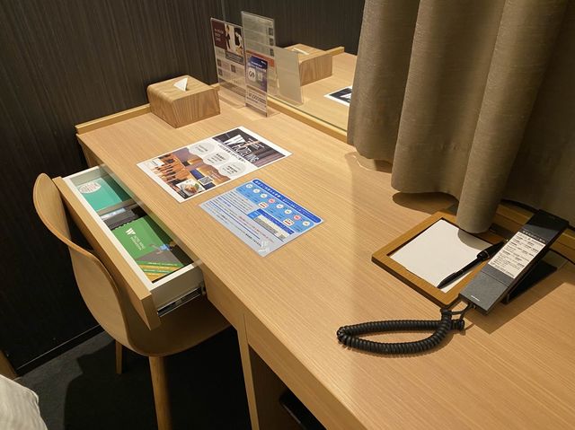 京都・四条(烏丸)。開放感のあるラウンジもあります『ホテルウィングインターナショナル京都四条烏丸』