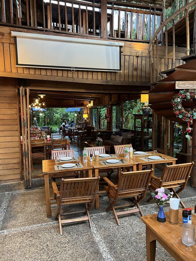 พักหมู่บ้านในปาย ใกล้ถนนคนเดิน