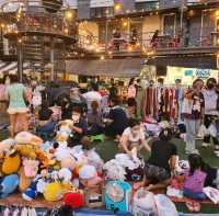 ตลาดนัดชิลล์วา ภูเก็ต

(Chillva Market)