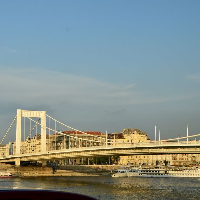 匈牙利Budapest 🔶 伊利莎伯橋