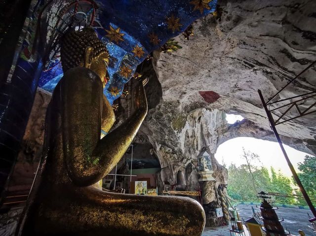 วัดเขารูปช้าง 🐘
