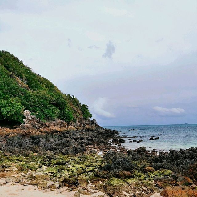 เกาะเล็กๆ​ เดิน​ 3​ ก้าวรอบเกาะ​