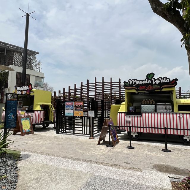 Central beach bazaar food stalls