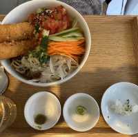 사치스러운 덮밥, 제이타쿠동 👉 연남동 “미쁘동”