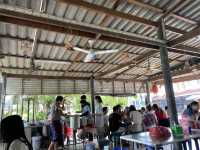 ก๋วยเตี๋ยวต้มยำหมูย่าง ร้านดังย่าน ม อ 
