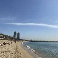 바르셀로네타 해변의 청량한 오션뷰🏖
