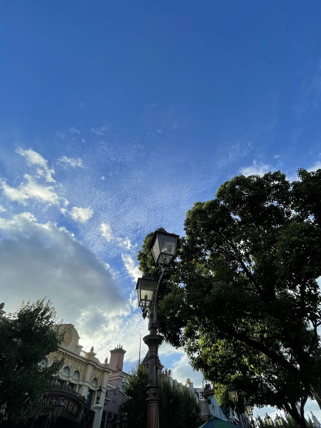 Sunny Sky Days at Shanghai Disneyland🏰🎡