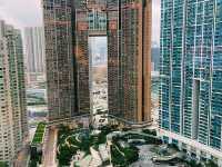 World’s highest rooftop swimming pool