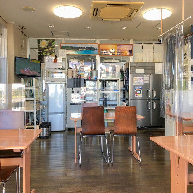 フェリー到着後まずは五島うどんを！