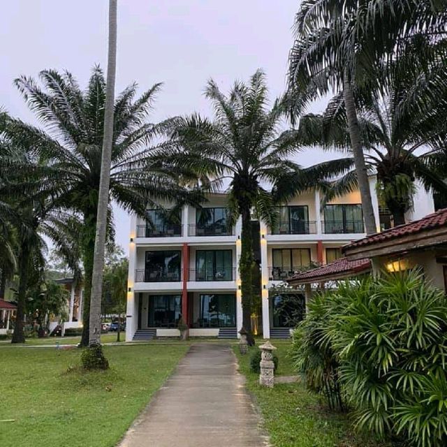 Prasarnsook Villa Beach Resort

