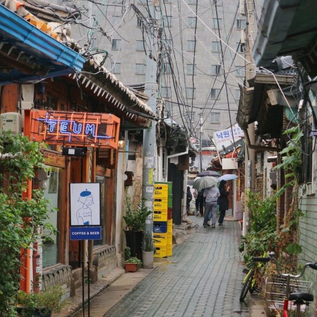 서울 가볼만한 곳 고즈넉한 분위기 '익선동 한옥거리'