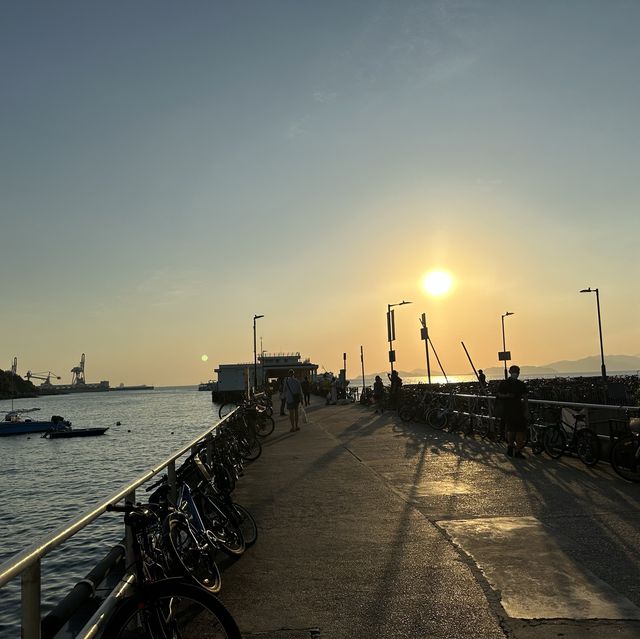 Yung Shue Wan Ferry Pier (Lamma Island)