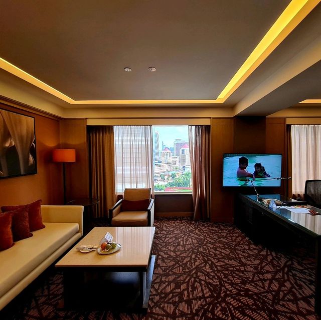 HILTON PETALING JAYA หรูหราท่ามกลางมนต์ขลัง