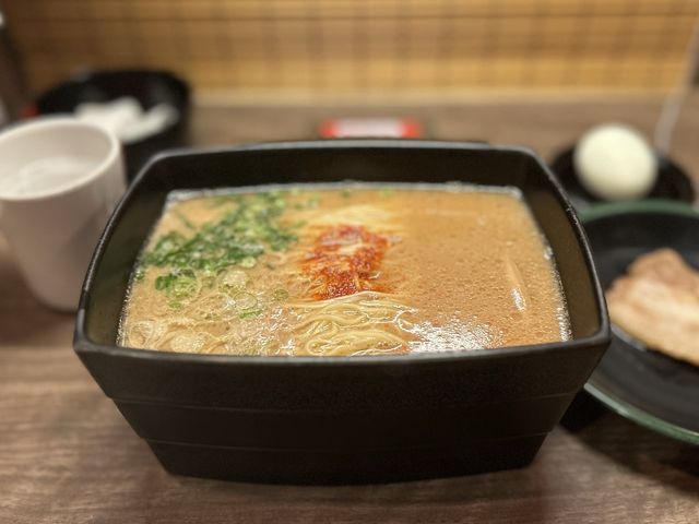 【天神】一蘭の釜だれとんこつラーメンをお重で。