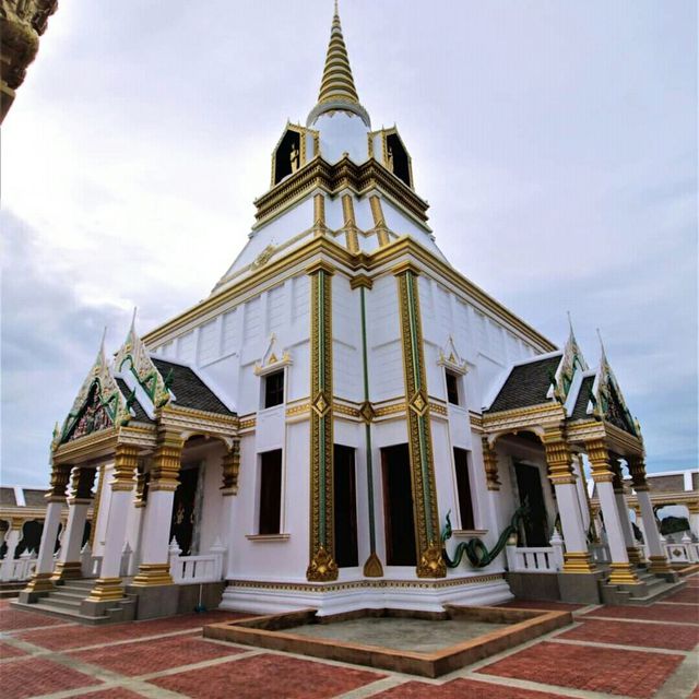 🙏วัดมหาธาตุแหลมสัก🌎
