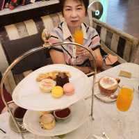 พากิน Afternoon Tea at Centara Grand Central World