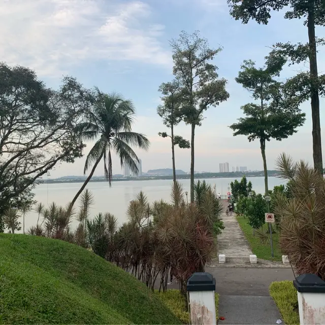 walking at Sembawang Park