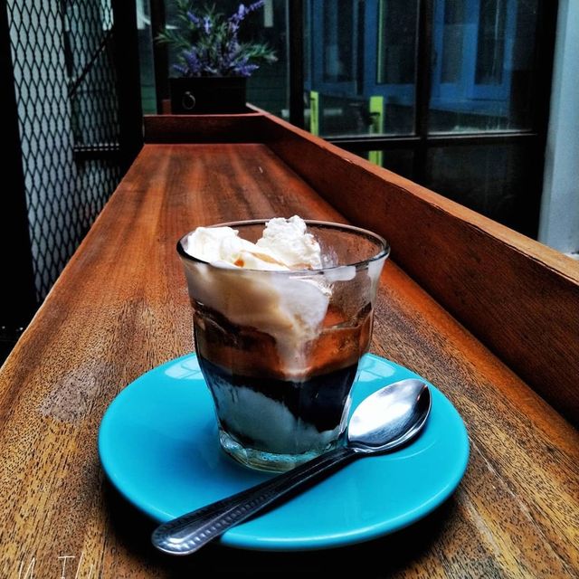GIYANTI COFFEE ROASTERY, MENTENG, JAKARTA