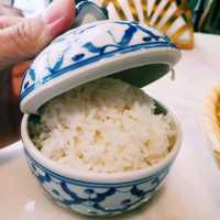 อู่ข้าว - U-Khao Restaurant & Cafe