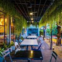 ร้านอาหารและคาเฟ่นั่งชิล ฟังเพลง ไปได้ทั้งครอบครัว