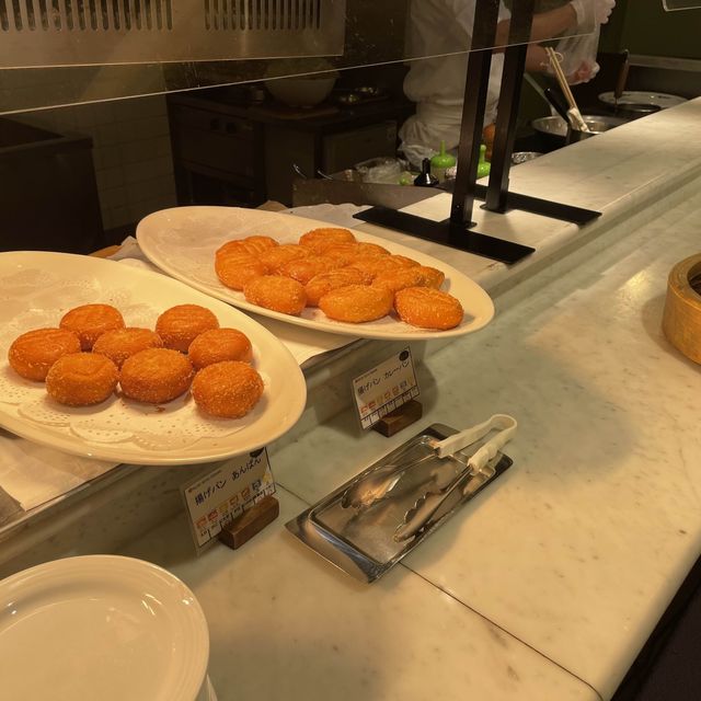 パシフィックホテル内の竜潭でランチ