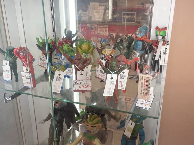 후쿠오카의 중고 만화 서점 “Mandarake”🤖