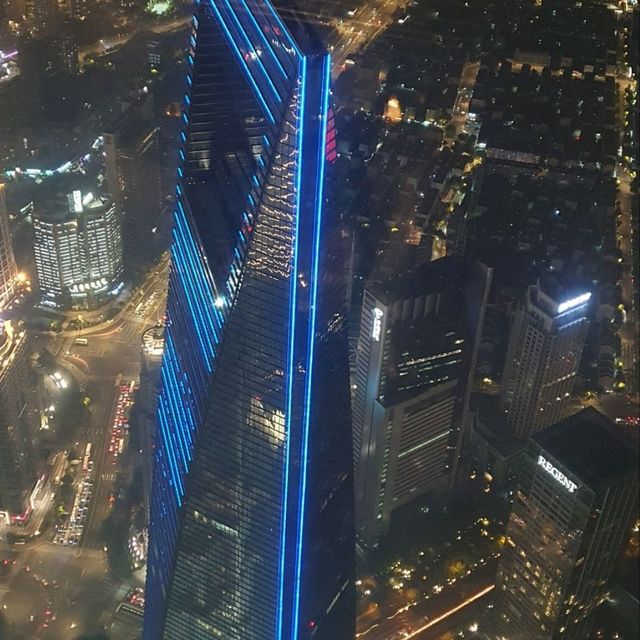 World's highest restaurant 