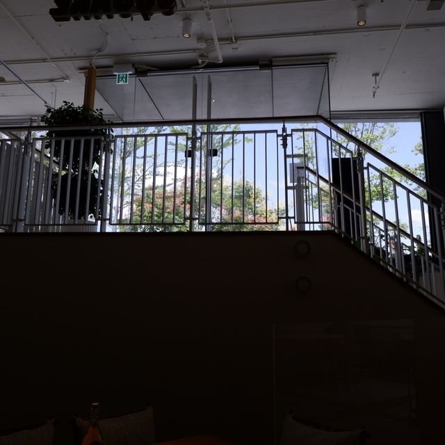 地牢裏的優雅餐館  