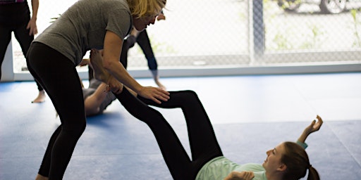 Self Defense for Girls and Women ( ages 10 and up) | Lamorinda Jiu Jitsu & Kickboxing