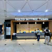 東京スカイツリー　ガラスの床