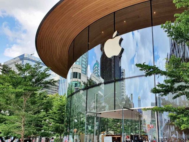 Apple Central World สาขาที่ 2 ของประเทศไทย