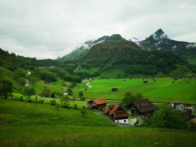 Different Routes From Interlaken to Jungfrauj