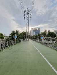 วิธีนั่ง MRT ไปถ่ายรูปที่ 🤳" #สะพานเขียว ”