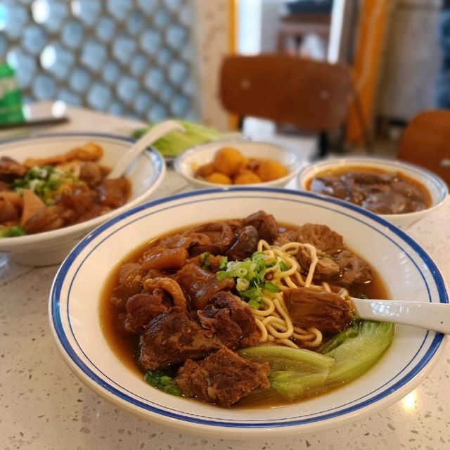 懷舊金曲x港式情懷車仔麵
