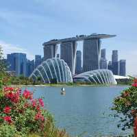 cycling along marina bay sands 