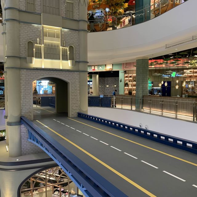 曼谷最新大型shopping Mall 「Terminal 21 Rama 3」 