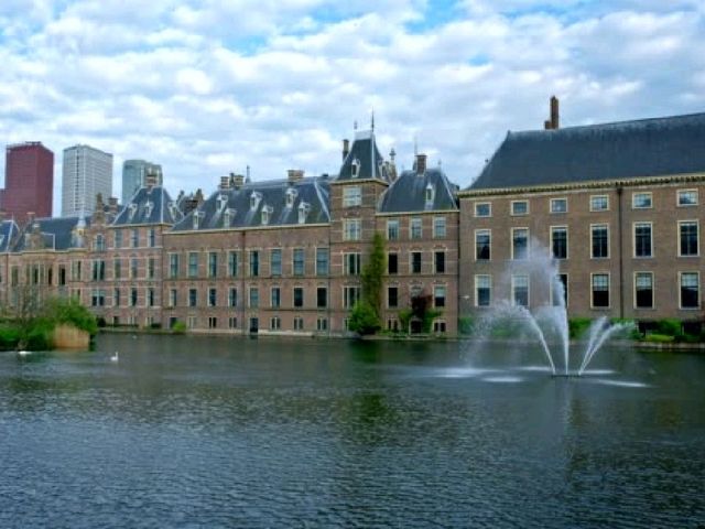 Explore Mauritshuis