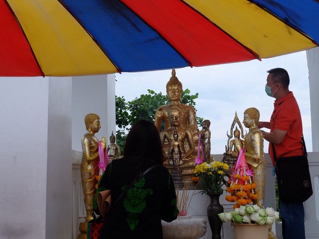 🙏🏻เกาะสีชัง-รอยพระพุทธบาทจำลอง 🙏