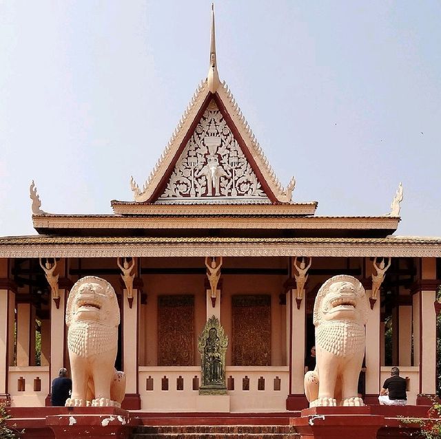 Wat Phnom Buddhist Temple