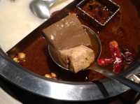 台北 湊一鍋麻辣火鍋 頂級食材愛吃辣的人別錯過