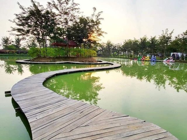 Sopheak Mongkol Water Park