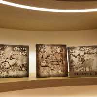 《全港首個沙畫藝術展覽「揉沙說愛」》