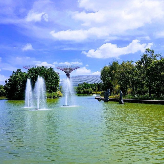 a great beautiful country to visit(Singapore)