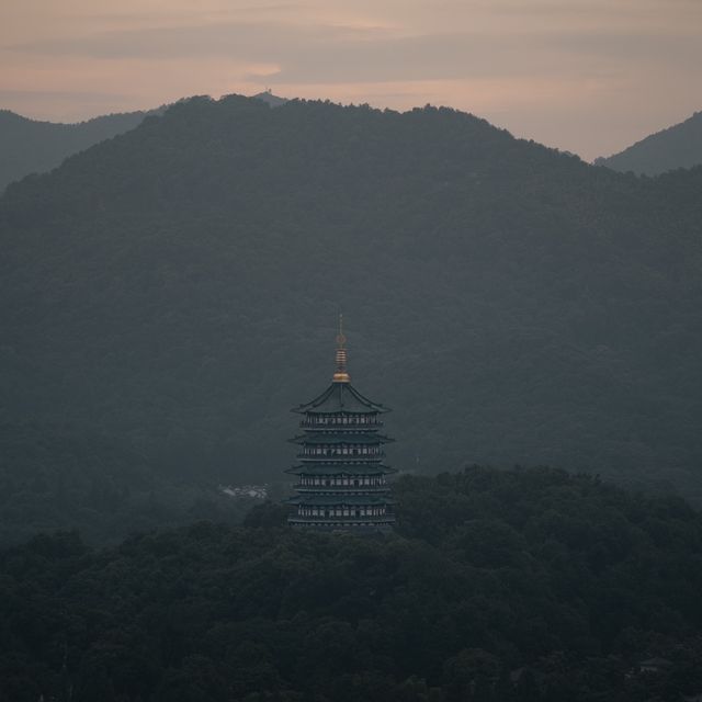 Hangzhou - not your standard sprawling city 