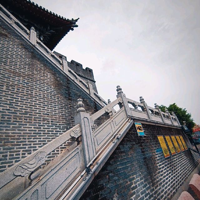 Ming Dynasty's Wanjing building