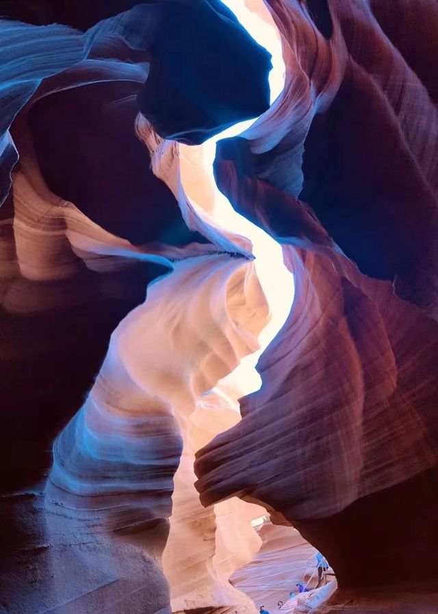 Antelope Canyon (III)