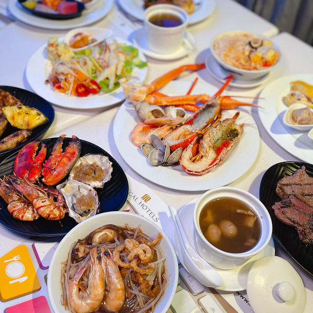 《東南亞海鮮燒烤美饌為主題》 《東南亞海鮮燒烤美饌為主題》